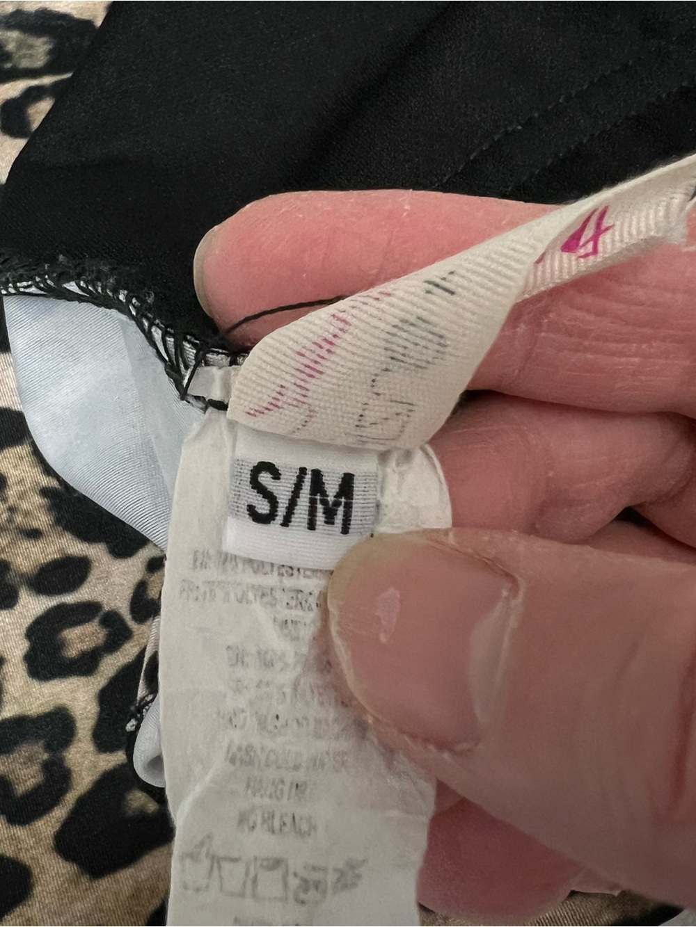 FP Movement Onzie Cheetah Shorts Sz Sm/Med - Picture 5 of 6